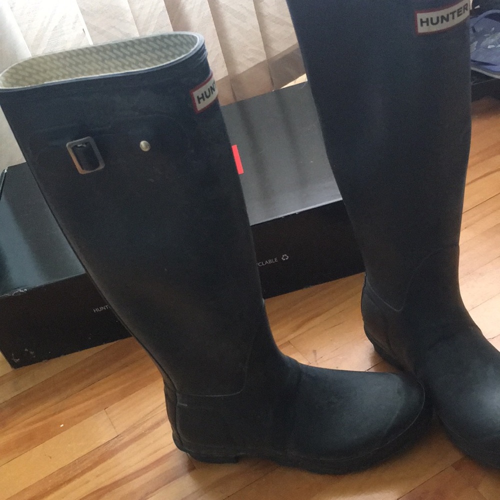 Hunter Boots - Picture 3 of 16